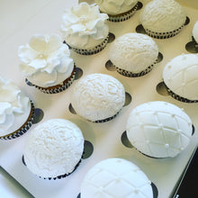 Load image into Gallery viewer, Cupcakes